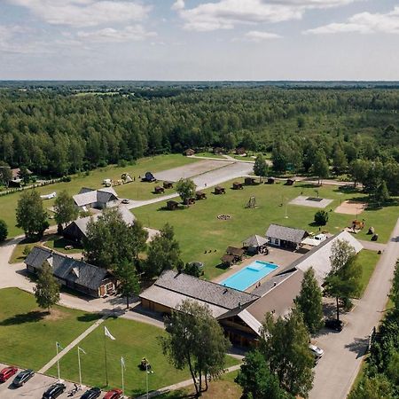 Holiday Village Suur Toell Kuressaare Esterno foto